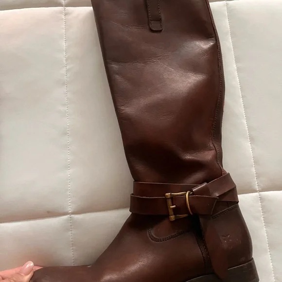 FRYE brown leather riding boots 9.5 B. Excellent condition. - Picture 7 of 7